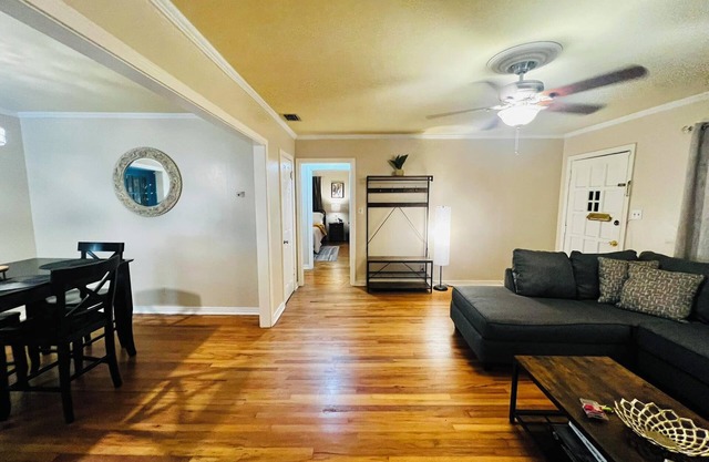 Cozy, Vintage Casita in The Heart of McAllen, Texas