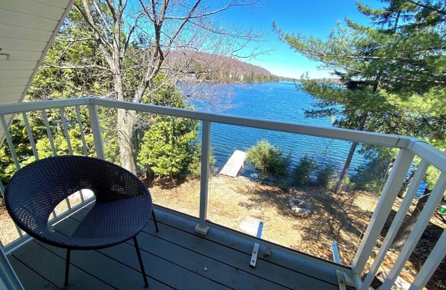 Cozy Water Front Panoramic View and Spa