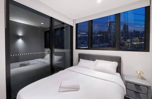 Cozy west Melbourne 2b apartment