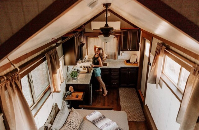 Cozy with Desert Views, Fire Pit, Hot Tub and More