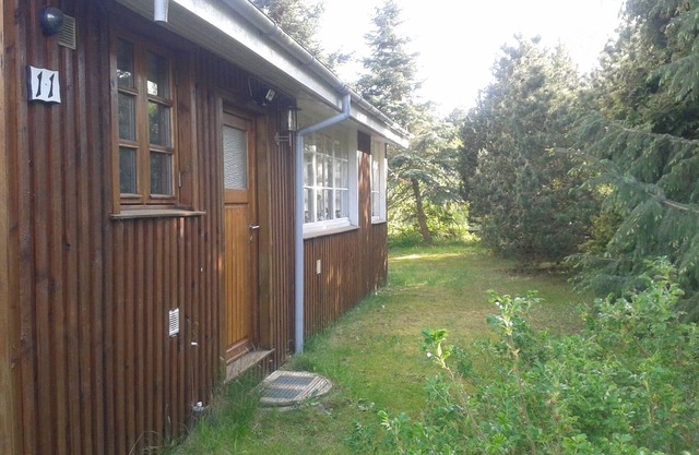 Acogedora casa de madera a 300 m del agua. Cerca Lalandia y Knuthenborg Wildlife Park