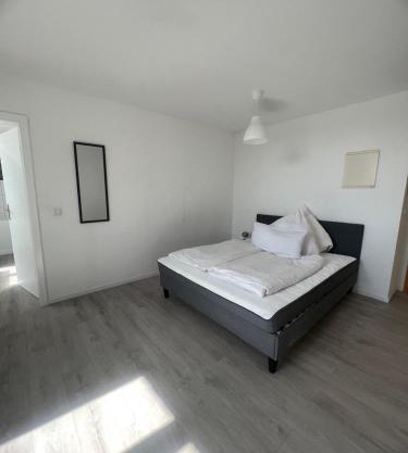 Cozy Work and Stay Pretty Home
