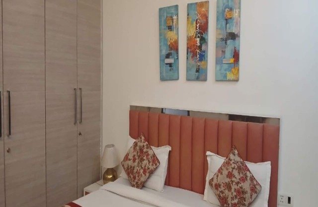 CozyRoom in lovely New Delhi with WiFi, AC
