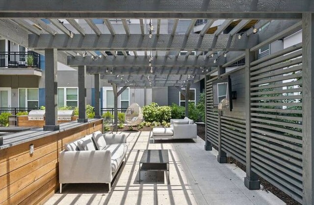 Cozysuites Studio Apartment in Urban Indy