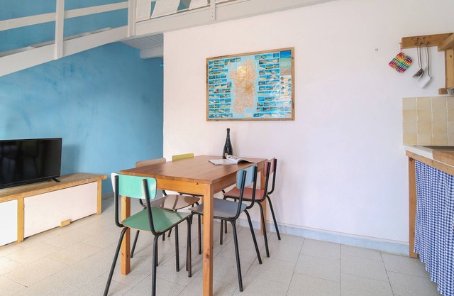 Cozzy Sarrocca - Una Habitación Piso, Capacidad 5