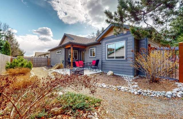 Craftsman Comforts