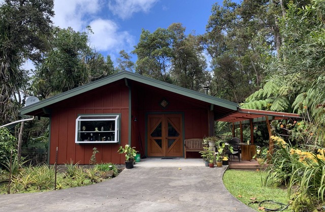 Craftsman Cottage en 6 acres boscosos