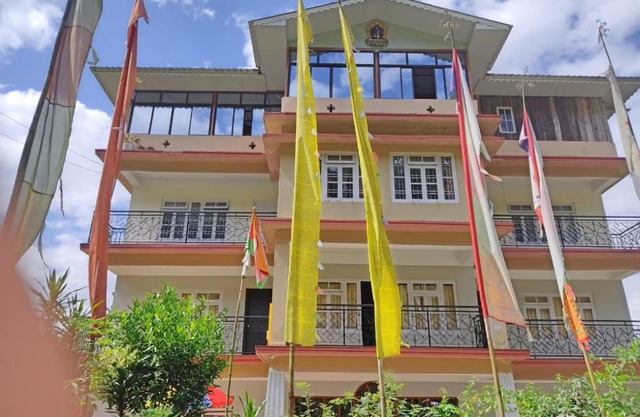 Crassula Blue Moon resort, Pelling, West Sikkim