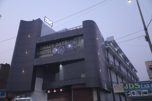 Crazzy Days Hotel I Sonipat