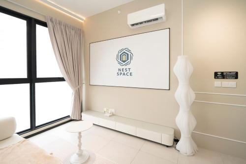 Creamy French at Urban Suite