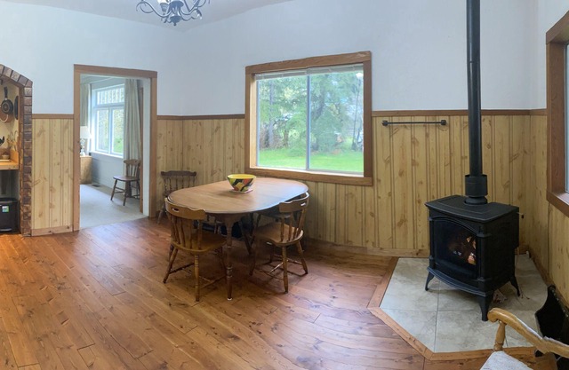 Creekbanks Cottage - a nature-lover's retreat