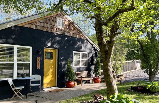 Creekside Cottage w/ Hot Tub near Asheville, Pet-Friendly