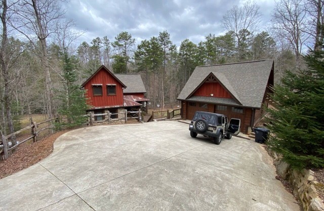 Creekside Fishing at TroutHaven – Paradise in the Mountains