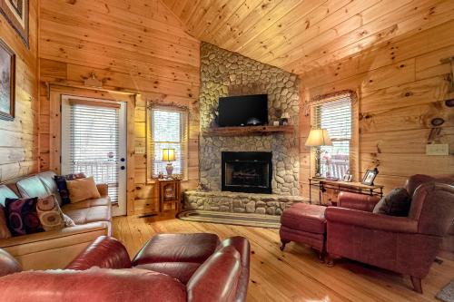 Creekside Hideaway