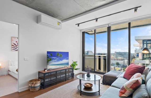 Stylish 2-Bed Apartment Cremorne