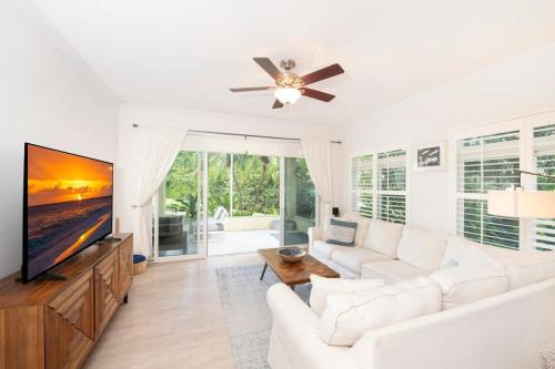 Crescent Point #9: 3Bed Condo