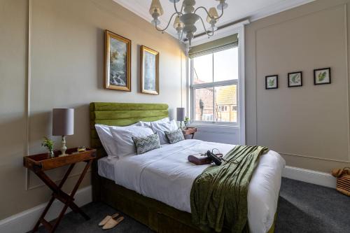 Crescent View Apartment
