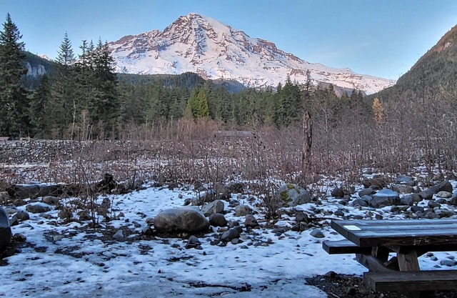 Crest Trail Lodge