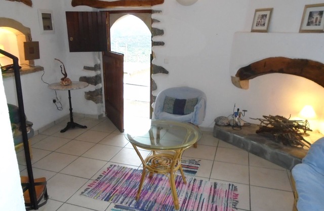 Casa cretense con terraza para 3 personas.