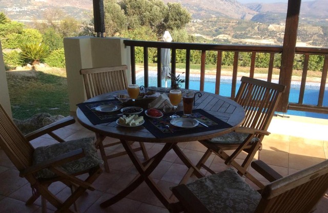 Crete Family Villas
