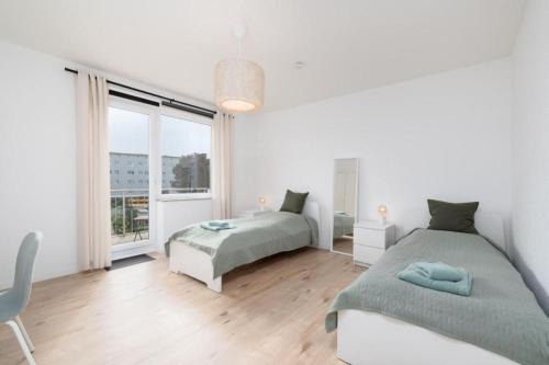 CREW BEDS - APARTMENT in Wolfsburg für 8 Personen- 110m2, 4 Zi, 8 Einzelbetten, 2 Bäder, Free Kaffee, WiFi & Parking - 24h CHECK IN