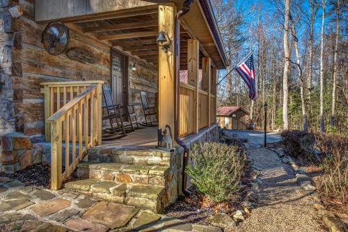 Cricket Hollow Lodge