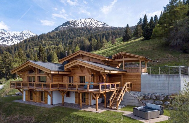 Cristal de Neige Luxury chalet Spa & Jacuzzi