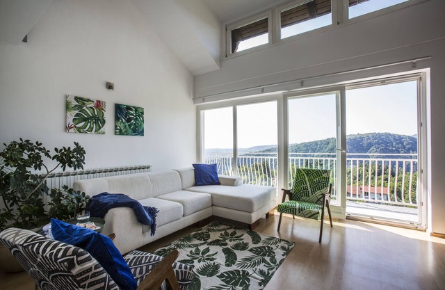 Casa con vistas al castillo de Croacia