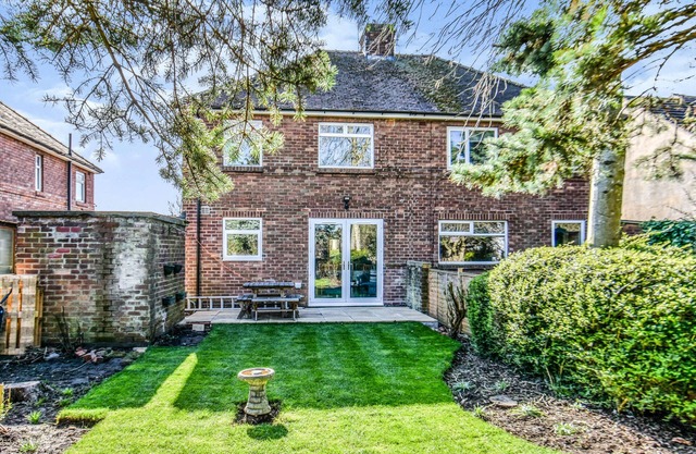Crocus House sleeps 5