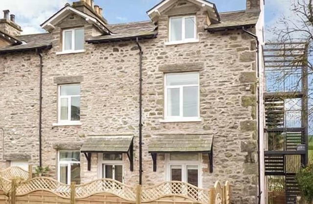 Crooklands House 2, CROOKLANDS