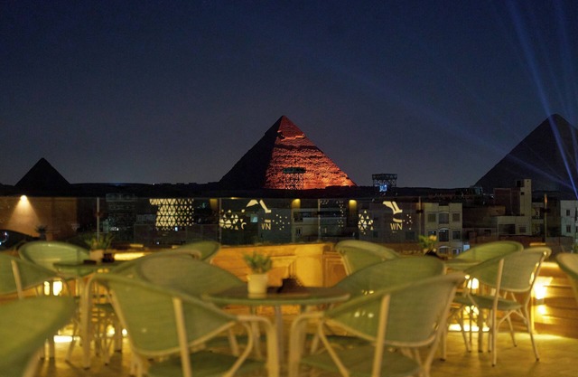 Crown Pyramids View Hotel