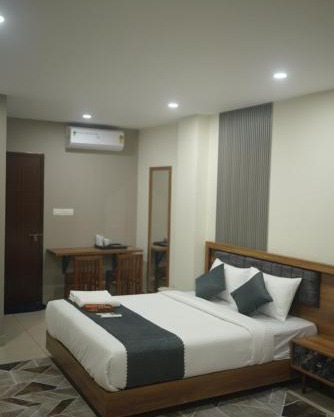 Cruz Inn calicut