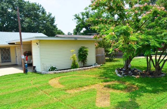 CRWorld Adventure Full Home/Duplex