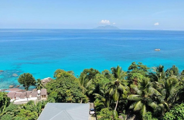 Crystal Apartments Seychelles SeaView Ground Floor