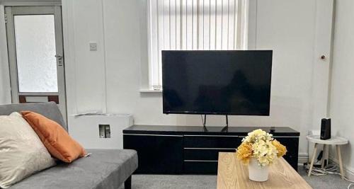 Crystal Home- Ashton-Under-Lyne, Manchester