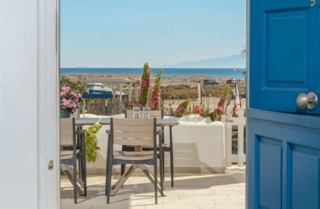 Crystal Naxos 2 Apartments at Mikri Vigla