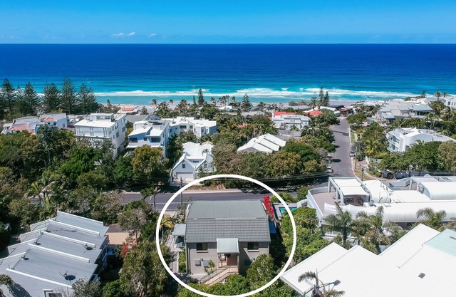Crystal Shores Sunshine Beach