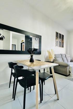 CT Homestay