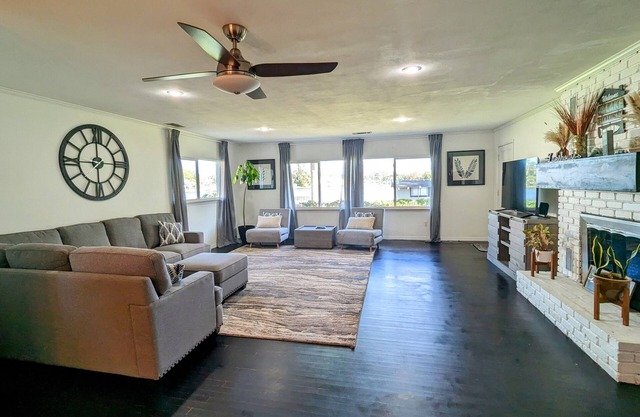Cub Lake House Retreat 3BR/2BA
