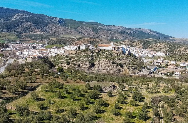 Cubo's El Burgo Old Town Apartment / wifi gratis / ruta de montaña