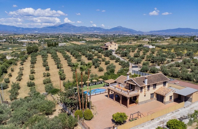 Cubo's Villa Los Javieles / piscina / aire acondicionado / ideal para niños / wifi gratis