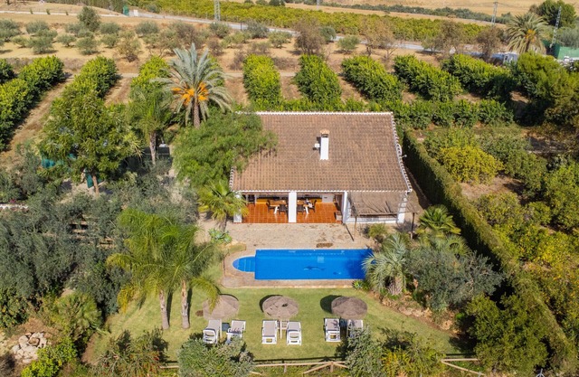 Cubo's Villa Cortijo La Indiana / piscina privada / aire acondicionado / wifi gratis / BBQ