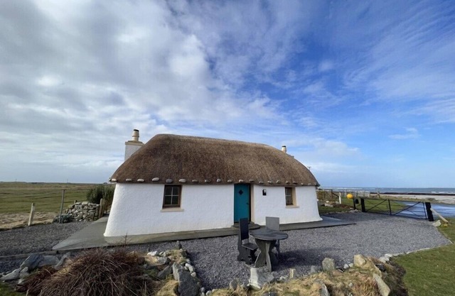 CUIR NA BHOIR, pet friendly, with a garden in Creagorry