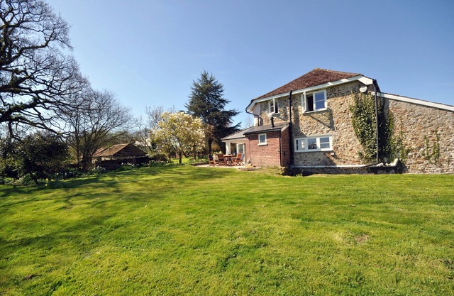 Culverwells, AXMINSTER