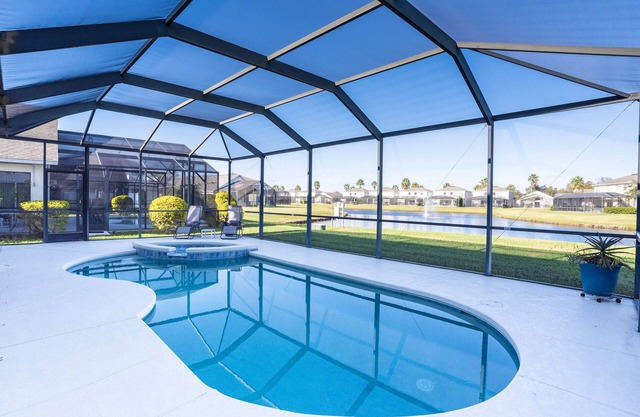 Cumbrian Lakes Villa with Balcony, Near to Disney