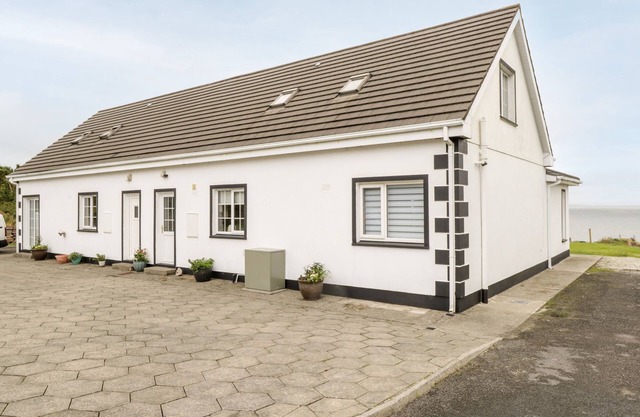 CURRAGH HILL, family friendly in Mulranny, County Mayo