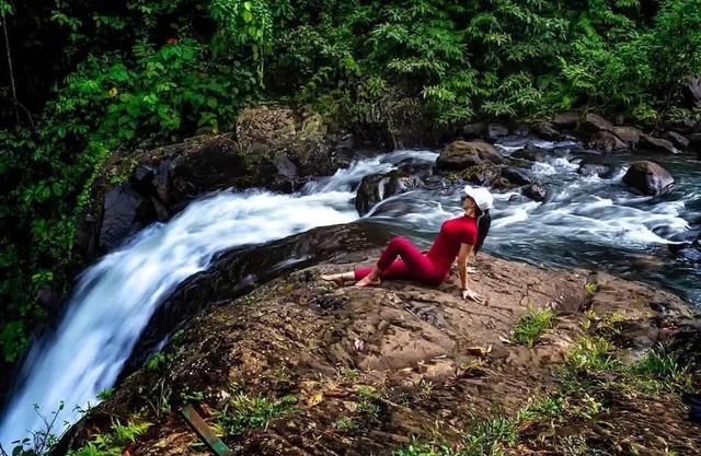 CURUG PUTRI CARITA