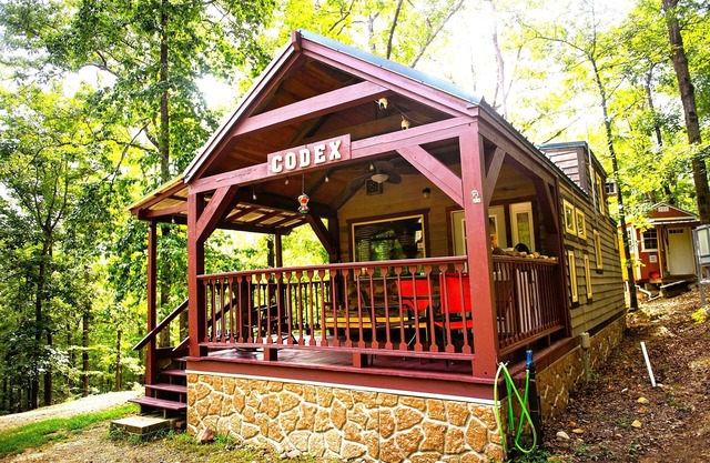 Cráter de diamantes escapada cabaña en el bosque