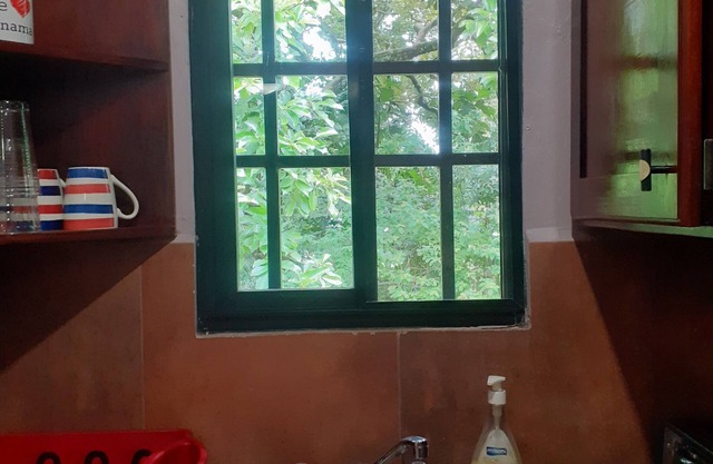 Cute 1-Bdrm Apt in Dolega Centro. Great Central Location w/ a Lovely Stream.