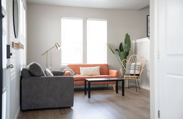 Cute 3 br/2.5 ba Newly-Built Townhome w/ Amenities